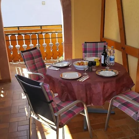 1-bedroom Semesterbostad *
